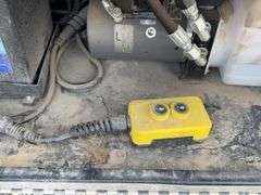 2022 Trailerman 32.5' gooseneck flatbed w/ hydraulic dovetail