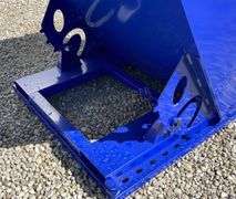 Unused 43" wide dumping hopper for forks