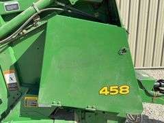 John Deere 458 Standard round baler