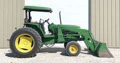 John Deere 6200 tractor w/ loader