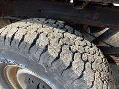 1994 Chevrolet 2500 4x4 w/ snow plow & spreader