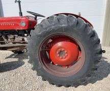 Massey Ferguson 135 tractor
