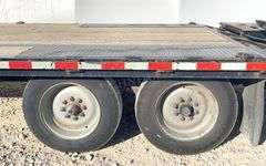 2019 Sure-Trac 25' flatbed gooseneck trailer