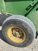John Deere 458 Standard round baler