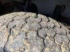 1994 Chevrolet 2500 4x4 w/ snow plow & spreader