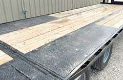 2022 Trailerman 32.5' gooseneck flatbed w/ hydraulic dovetail