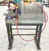 Ridgid 1822-I pipe threader on stand