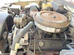 1994 Chevrolet 2500 4x4 w/ snow plow & spreader