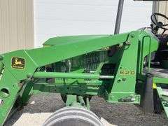John Deere 6200 tractor w/ loader
