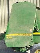 John Deere 458 Standard round baler