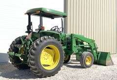 John Deere 6200 tractor w/ loader