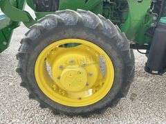 2022 John Deere 5065E tractor w/ loader