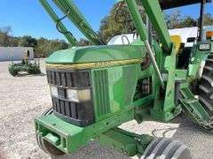 John Deere 6200 tractor w/ loader