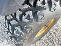 John Deere Gator 4x2 UTV