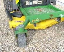 John Deere Z540M zero turn mower