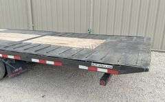 2022 Trailerman 32.5' gooseneck flatbed w/ hydraulic dovetail