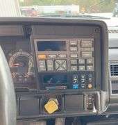 1994 Chevrolet C70 Kodiak tandem axle grain truck