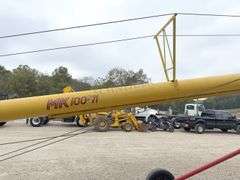 Westfield MK 100-71 transport auger