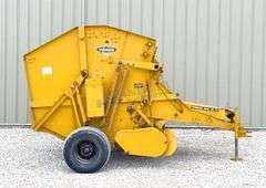 Vermeer 504-G round baler
