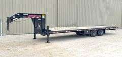 2022 Trailerman 32.5' gooseneck flatbed w/ hydraulic dovetail