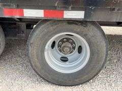 2022 Trailerman 32.5' gooseneck flatbed w/ hydraulic dovetail