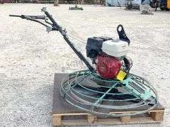 Whiteman MQ 4' concrete power trowel