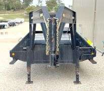 2018 Iron Bull 34' flatbed gooseneck trailer