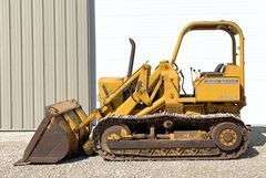John Deere 450-B crawler loader