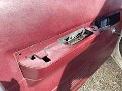 1994 Chevrolet 2500 4x4 w/ snow plow & spreader