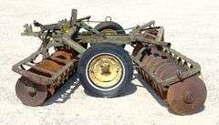 John Deere 10' wheel disc