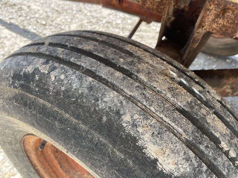 Trasco wagon gear w/ 14' grain bed