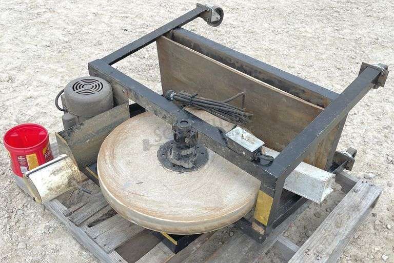 Grinding wheel on stand, 110 volt motor