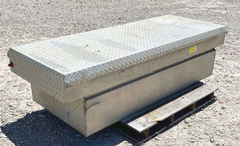 Weather Guard aluminum truck toolbox, 71" wide