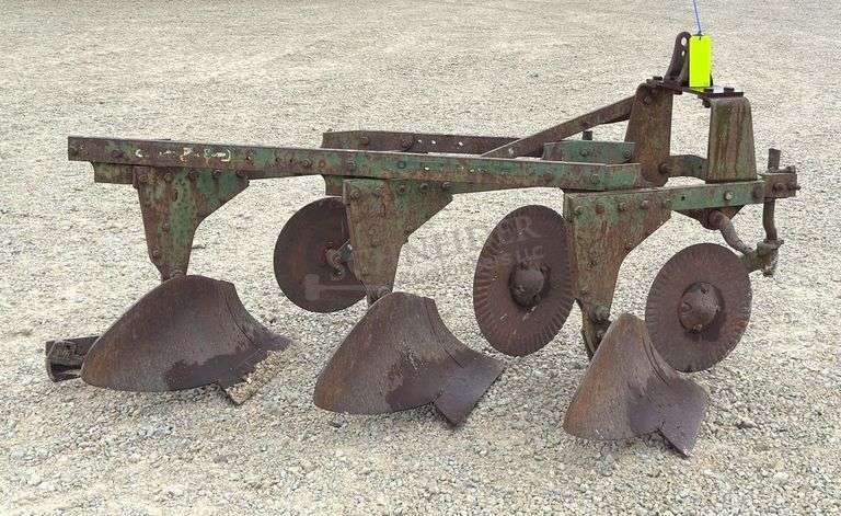 Oliver 3-16" 3-point plow w/ coulters
