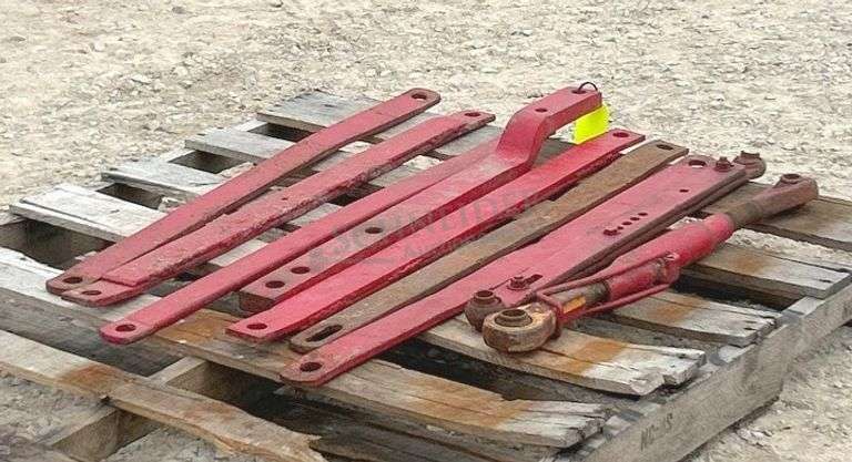 Group of tractor hitch parts
