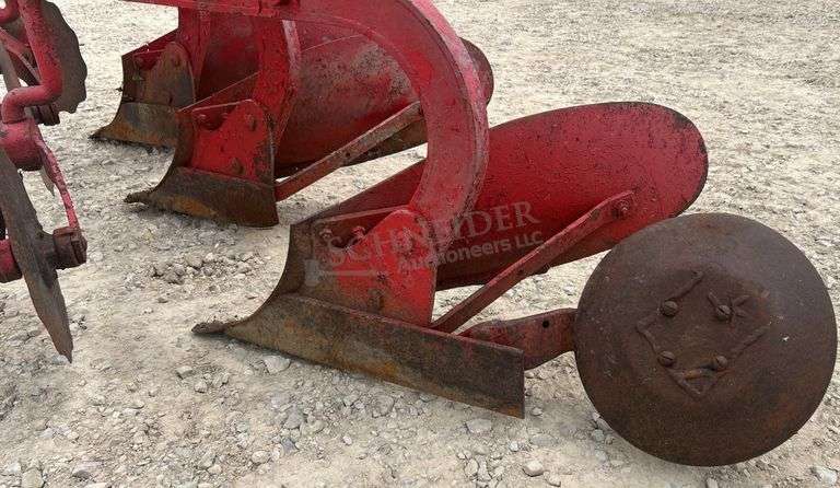 Dearborn 3-12" 3-point plow w/ coulters