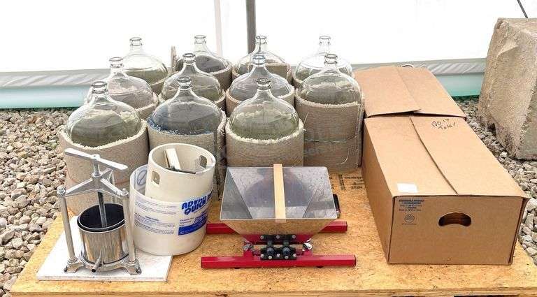Group of home winemaking equipment