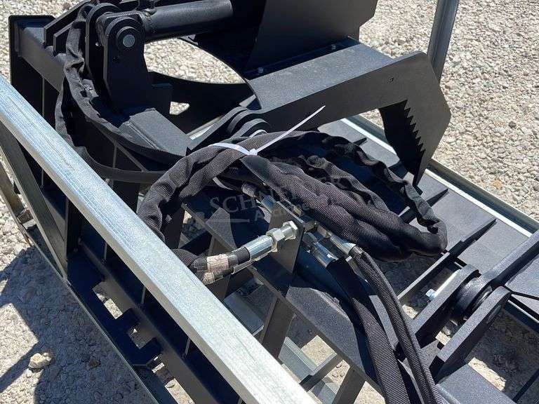 Unused 6' skid steer brush grapple
