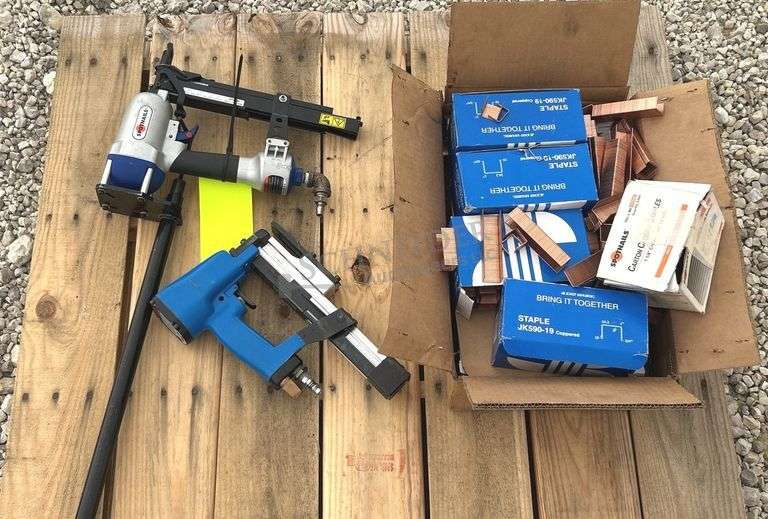2 air staple guns w/ staples