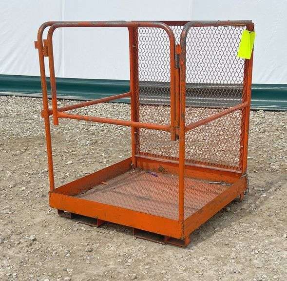 3'x3' work basket for forks