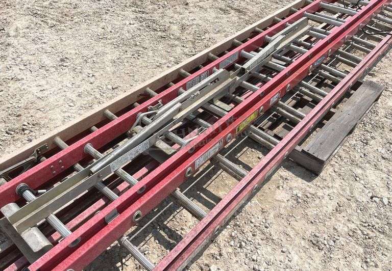 3-fiberglass & aluminum extension ladders