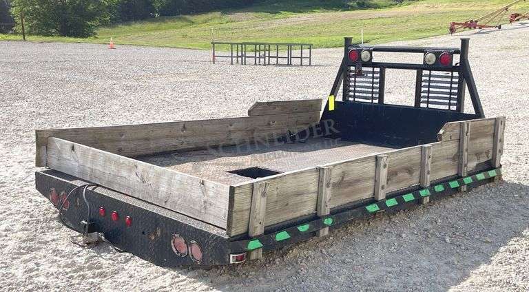 7.5'x11' steel flatbed