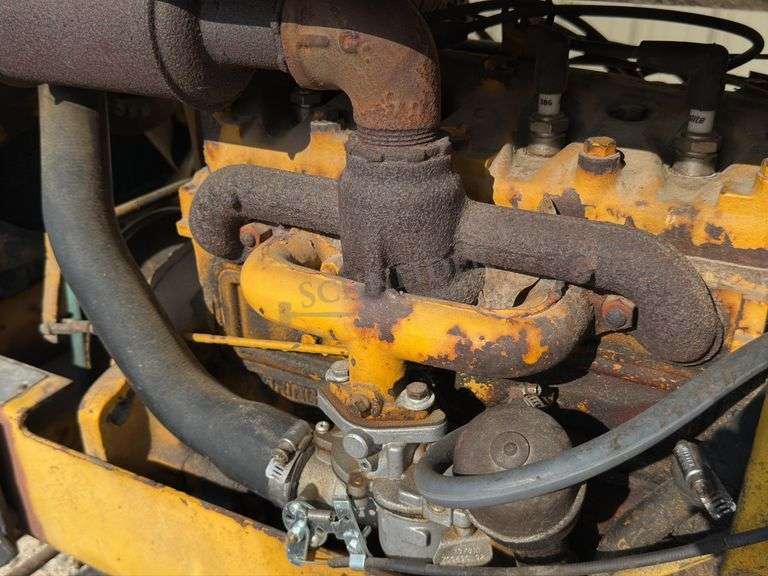 International Cub Low-Boy 154 tractor w/ mower