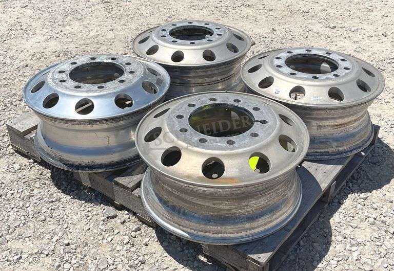 4- 22.5" aluminum rims
