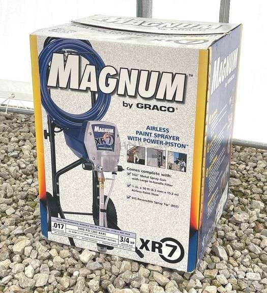 Unused Graco Magnum XR7 paint sprayer