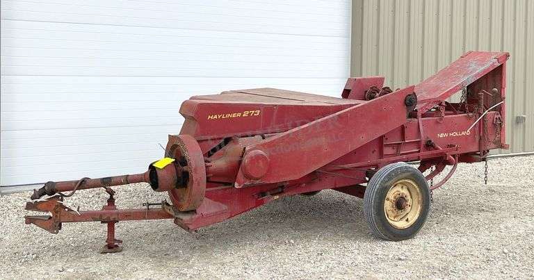New Holland 273 square hay baler