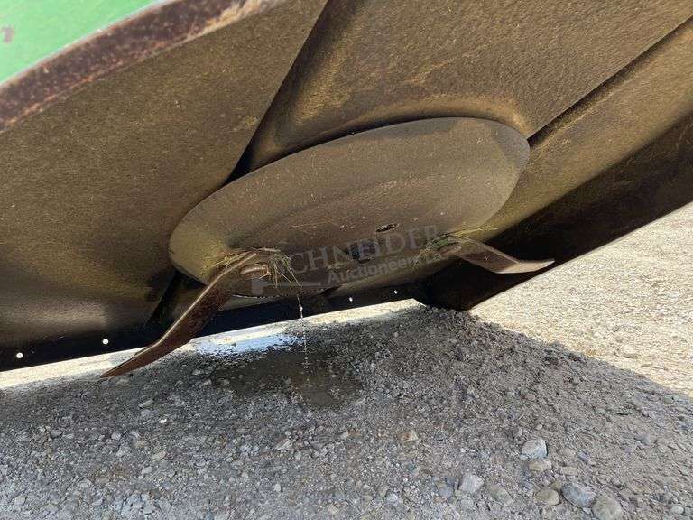 John Deere 506 5' 3-point brush hog