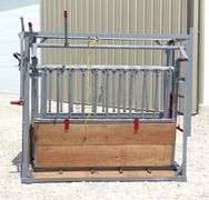 Rebuilt cattle squeeze chute w/ head catch gate