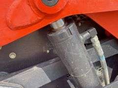 Kubota SVL75-2 skid steer loader