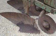 Oliver 3-16" 3-point plow w/ coulters
